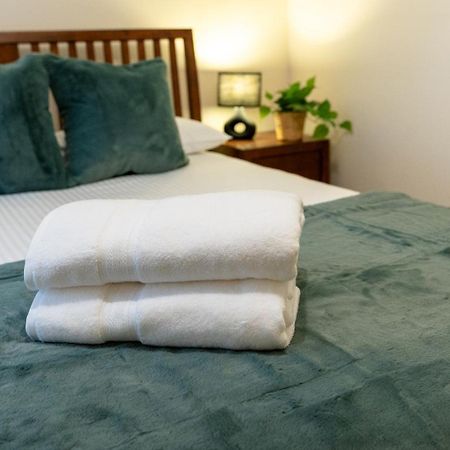 Notting Hill Cozy 2 Bedroom Flat London Eksteriør billede